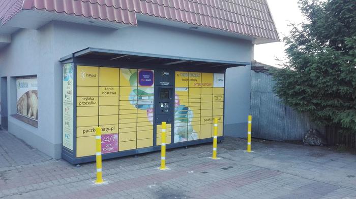 Paczkomat TWA01E Przy sklepie Lewiatan