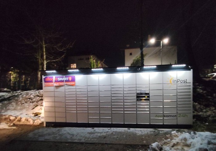 Paczkomat TYZ02BAPP Parking Szkoła Podstawowa