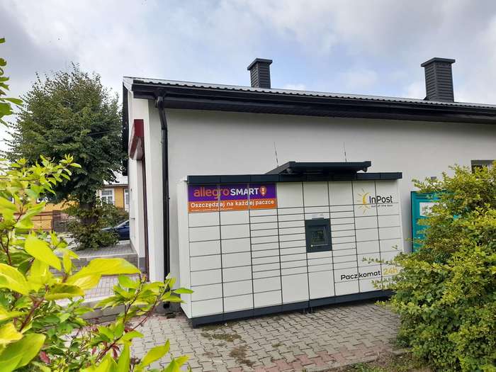 Paczkomat UCH01M Przy OSP