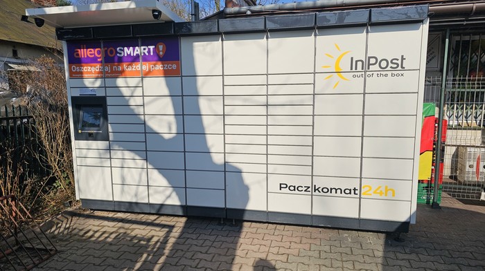 Paczkomat ULC01M Przy sklepie spożywczym