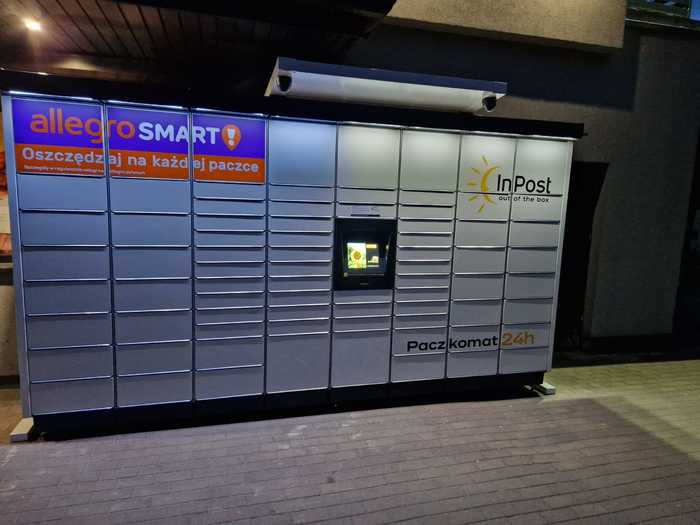 Paczkomat UNZA01M Przy sklepie Groszek