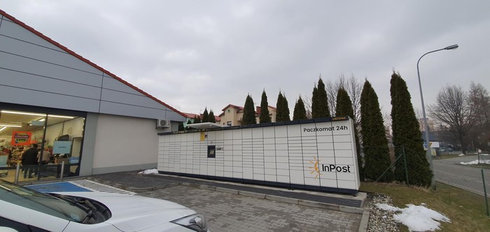 Поштомат UST01M Na parkingu sklepu Lidl