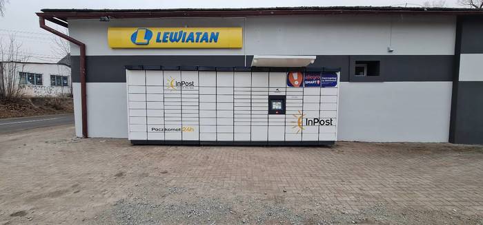 Paczkomat VOL01M Przy parkingu