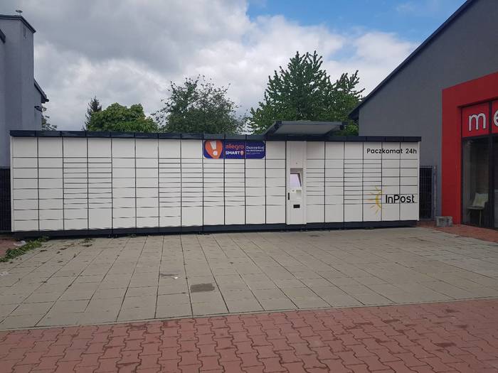 Paczkomat WAD01A Przy markecie Biedronka