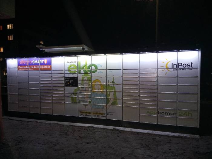 Paczkomat WAL01APP Przy parkingu