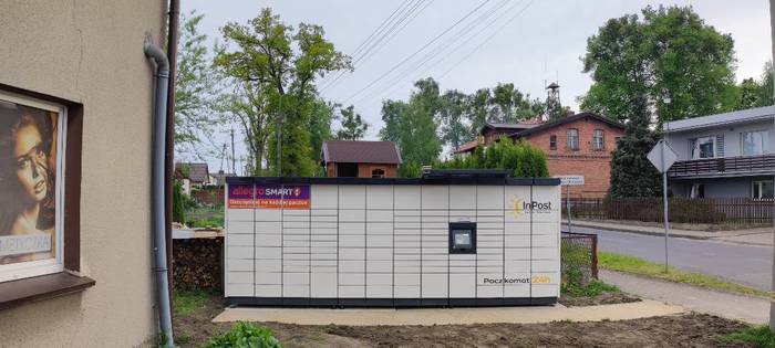 Paczkomat WAR01M Przy Salonie fryzjerskim Zuziak