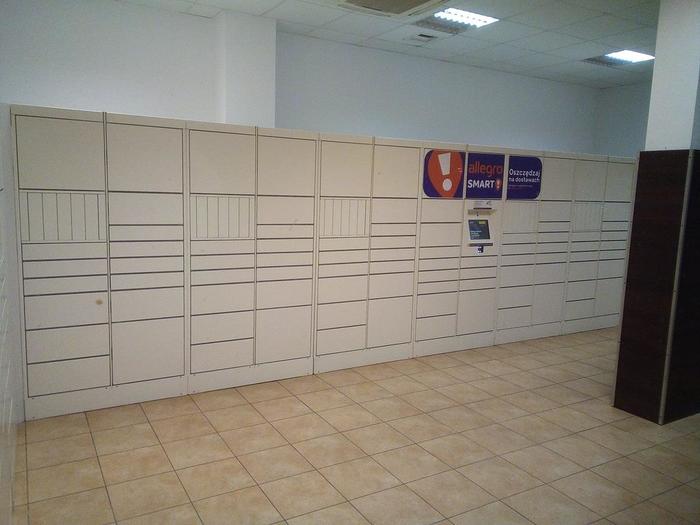 Photo du casier par InPost: InPost WAW02H