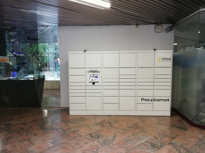InPost's photo of the locker: InPost WAW02HO
