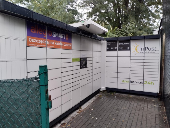 InPost's photo of the locker: InPost WAW05APP