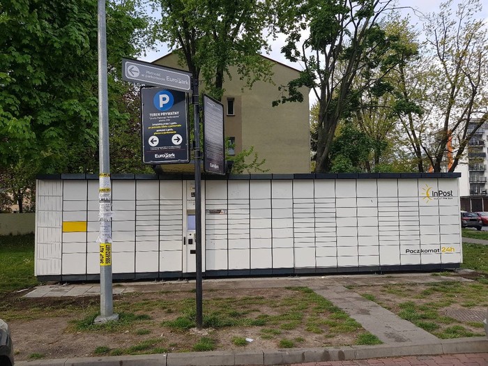 Paczkomat WAW106A Na stacji Circle K