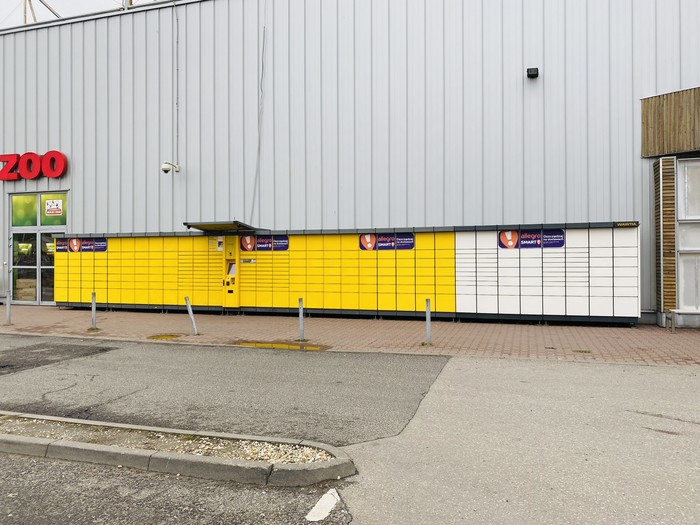 Paczkomat WAW11A Przy markecie Kaufland