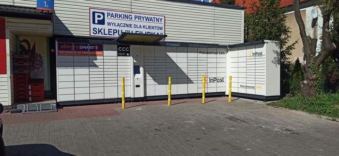 Paczkomat WAW154A Przy sklepie Filip