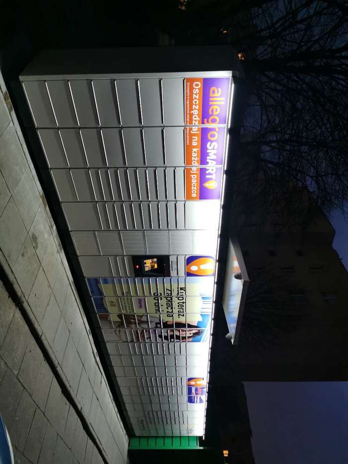 Foto del casillero de InPost: InPost WAW160M