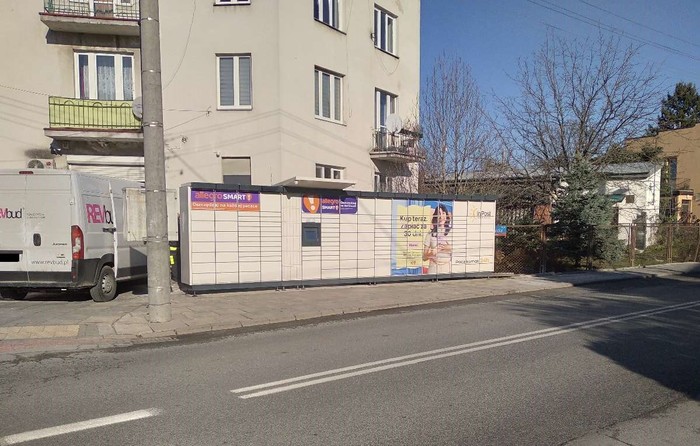 Paczkomat WAW189M Przy sklepie Nastrój - Sklep i Chleb