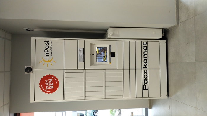 Foto del casillero de InPost: InPost WAW18HP
