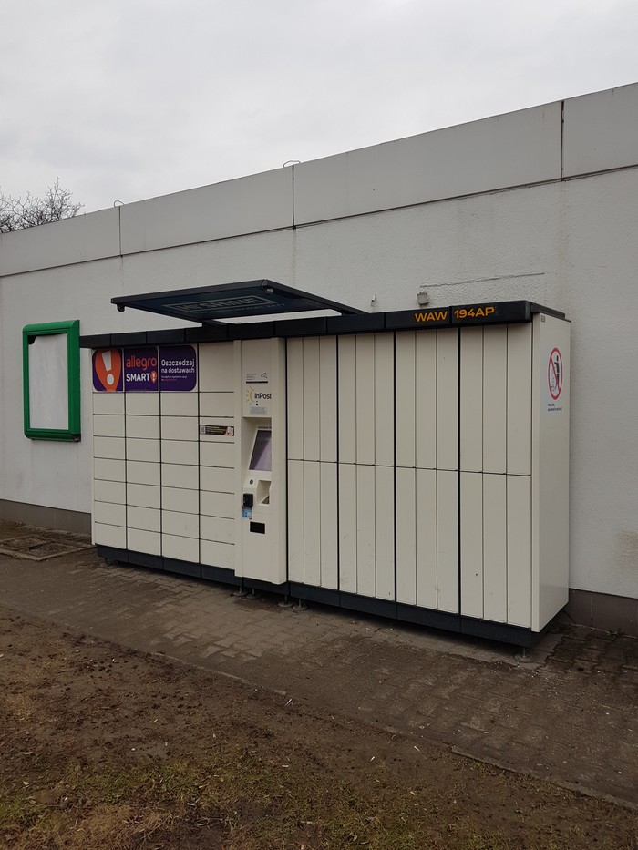 Parcel Locker WAW194AP Stacja paliw BP
