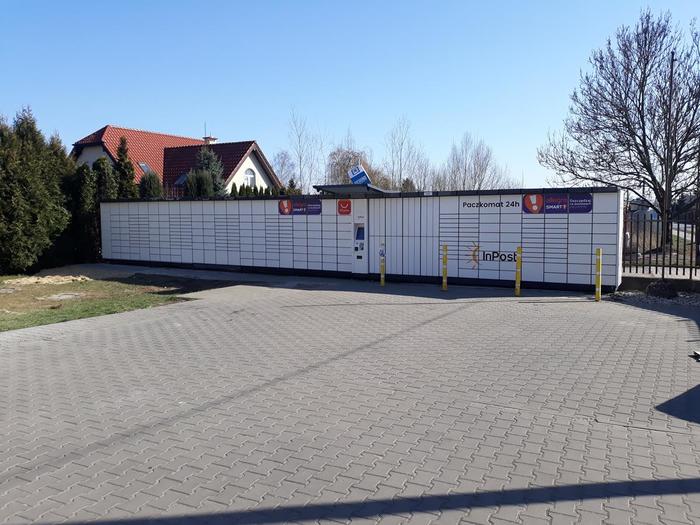 Paczkomat WAW199AP Osiedle mieszkaniowe