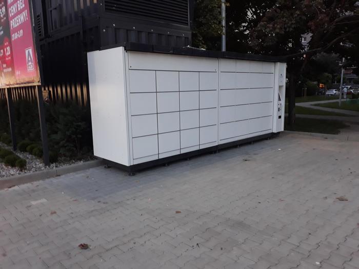 Paczkomat WAW19I Parking przy sklepie ALDI