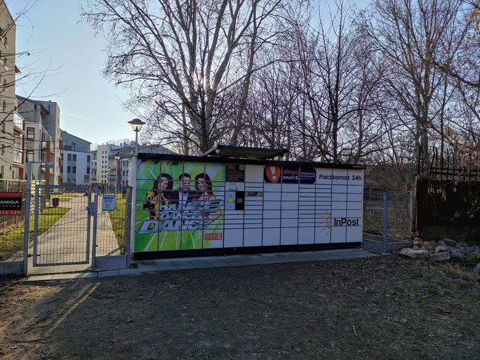 InPost's photo of the locker: InPost WAW20N