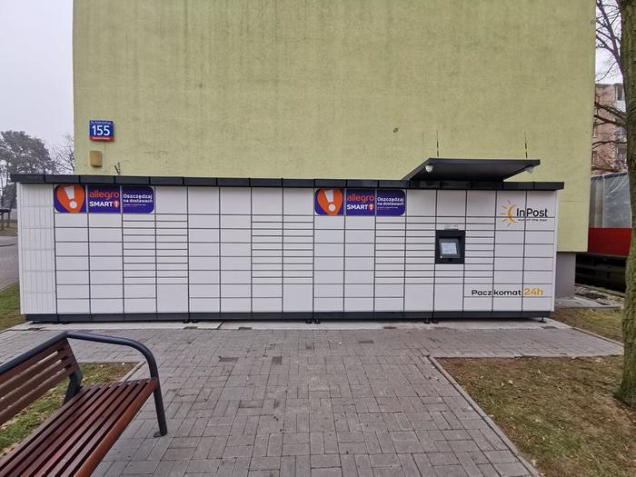 Zdjęcie paczkomatu od InPost: InPost WAW211M