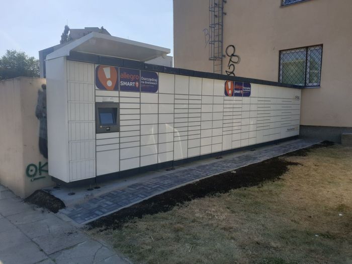 Photo du casier par InPost: InPost WAW218M