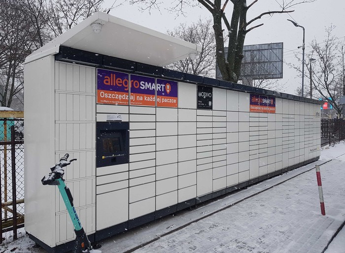 InPost's photo of the locker: InPost WAW251M