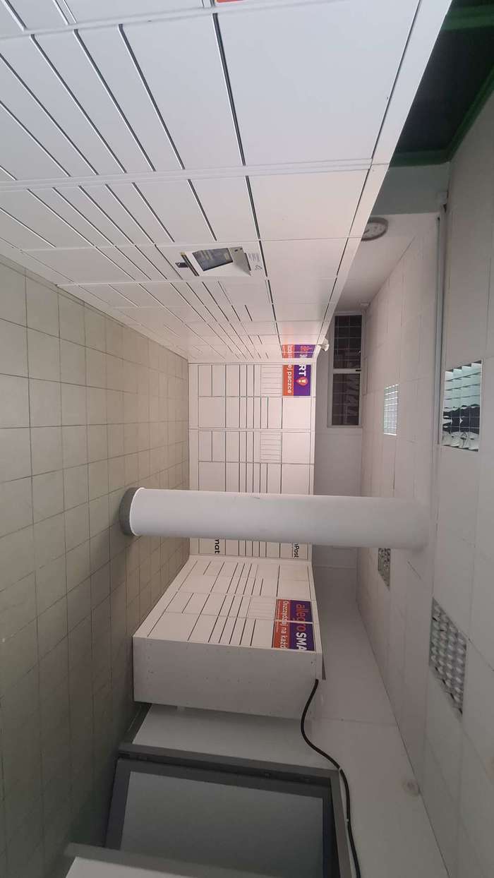 Paczkomat WAW26H W lokalu