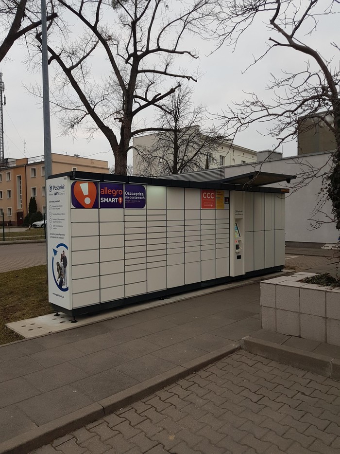 Paczkomat WAW27B Przy Hotelu Novotel Warsaw Airport