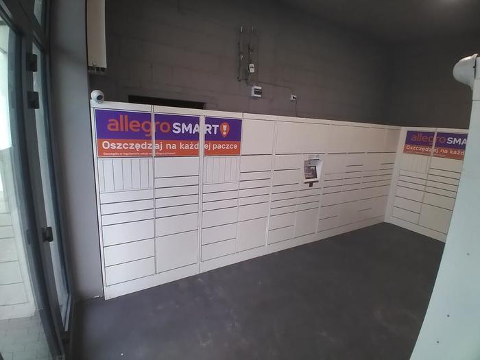 Photo du casier par InPost: InPost WAW27H