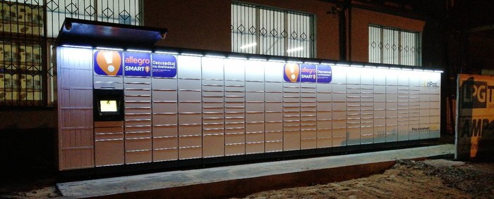 Zdjęcie paczkomatu od InPost: InPost WAW314M