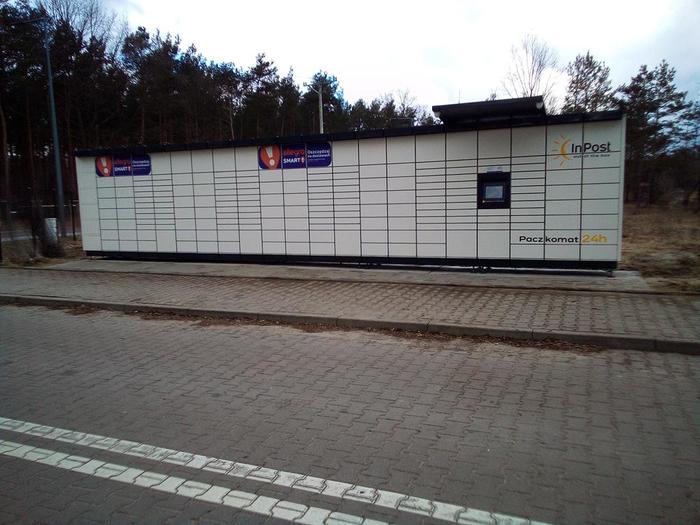 InPost's photo of the locker: InPost WAW318M