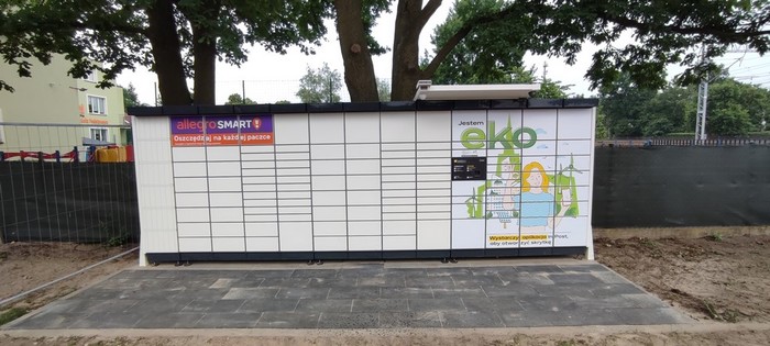 Parcel Locker WAW31APP przy centrum handlowym