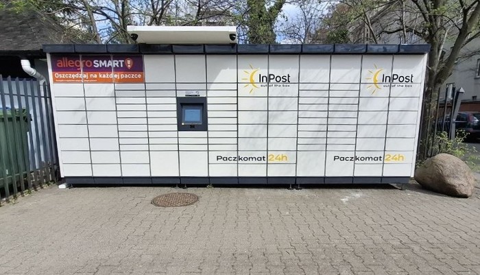 Zdjęcie paczkomatu od InPost: InPost WAW324M