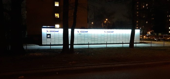 InPost's photo of the locker: InPost WAW326M