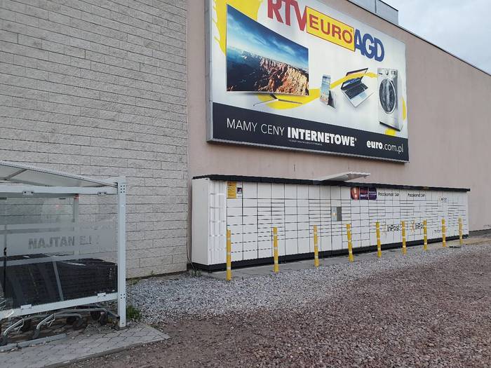 Paczkomat WAW39N Przy Centrum Handlowym Ken Center