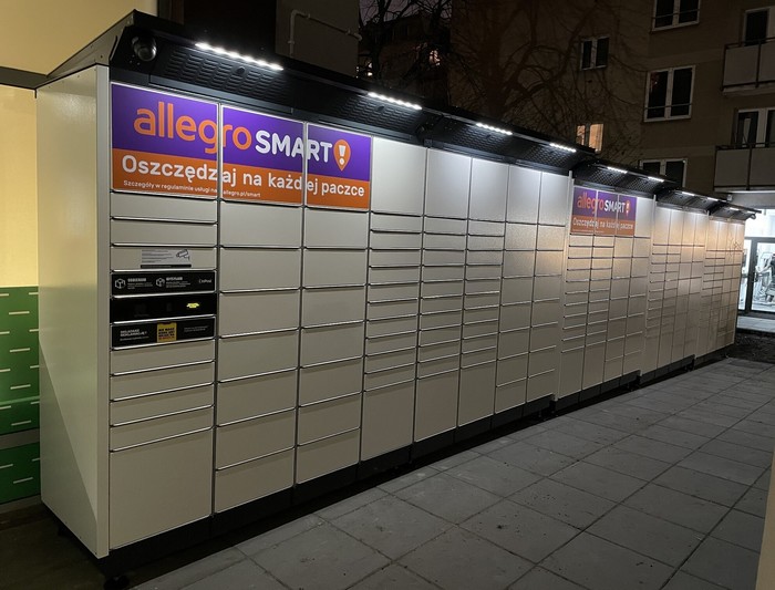 Parcel Locker WAW44BAPP Za restauracją Mokotowska 69