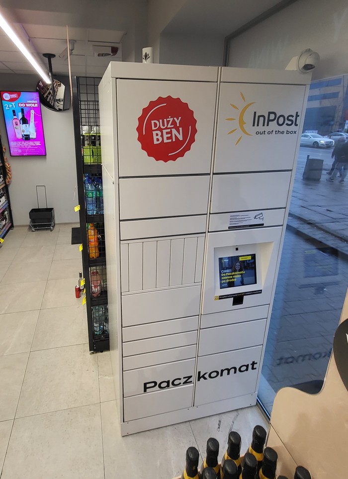 Paczkomat WAW46HP w sklepie Duży Ben