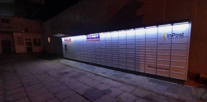 Paczkomat WAW495M Przy drogerii Rossmann