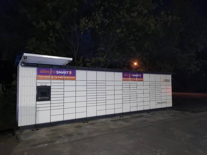 Foto del casillero de InPost: InPost WAW519M