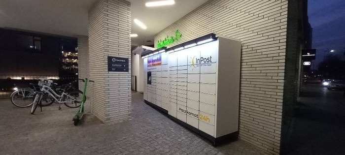 Foto del casillero de InPost: InPost WAW522M