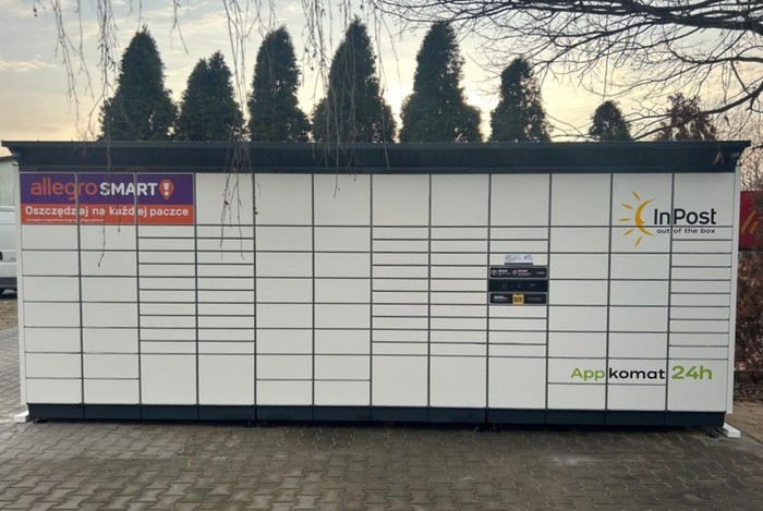 Zdjęcie paczkomatu od InPost: InPost WAW52BAPP