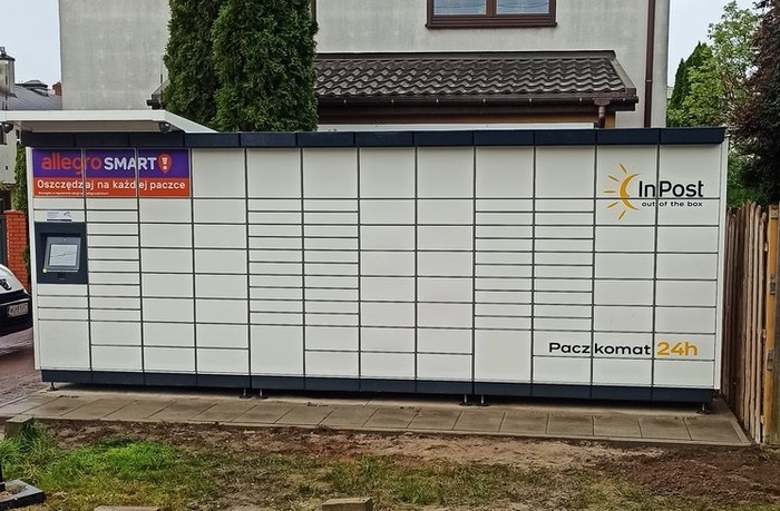 Parcel Locker WAW628M Przy sklepie delikatesy Bona