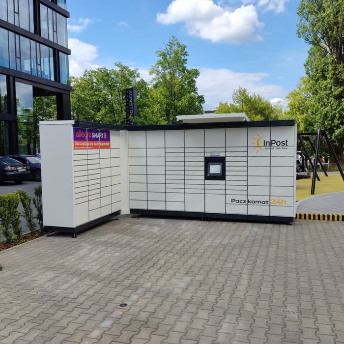 Parcel Locker WAW630M Między  Konstruktorska 11 a Konstruktorska 13