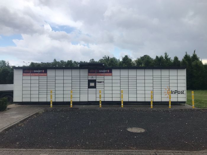 Parcel Locker WAW64M Przy sklepie Lidl