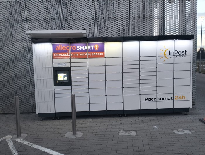 Parcel Locker WAW755M GreenWings Offices