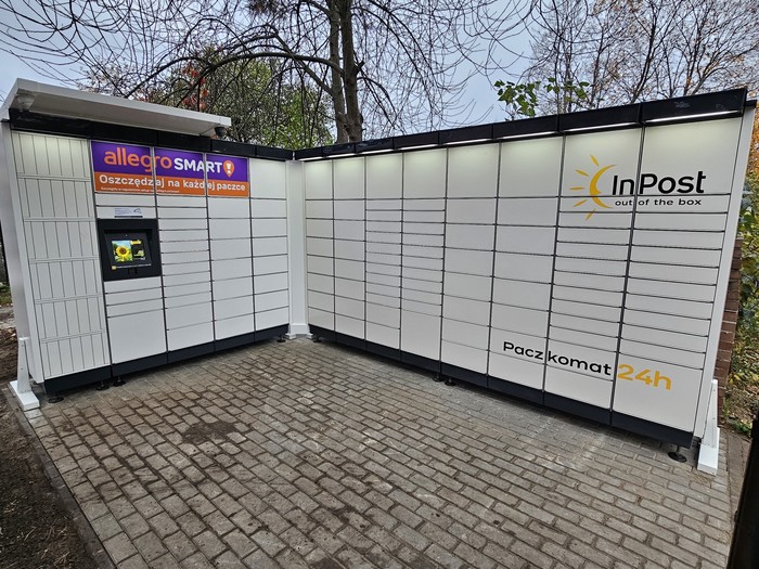 InPost's photo of the locker: InPost WAW778M