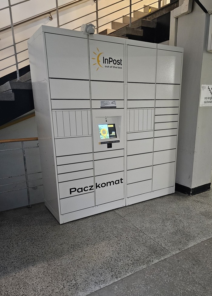 Paczkomat WAW78HP W szpitalu