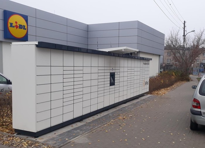 Parcel Locker WAW85M Na parkingu Lidla
