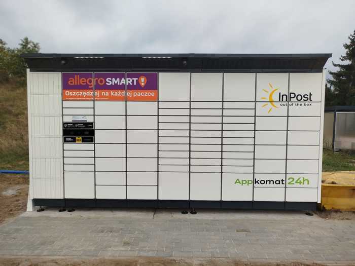 Zdjęcie paczkomatu od InPost: InPost WAW86BAPP