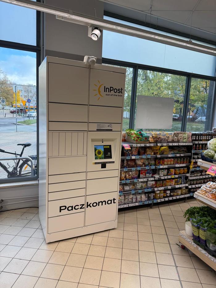 Zdjęcie paczkomatu od InPost: InPost WAW91HP